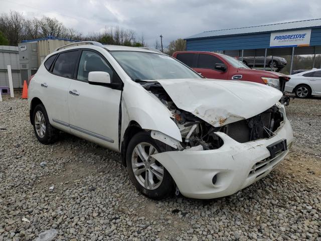 JN8AS5MV7DW616707 - 2013 NISSAN ROGUE S WHITE photo 4