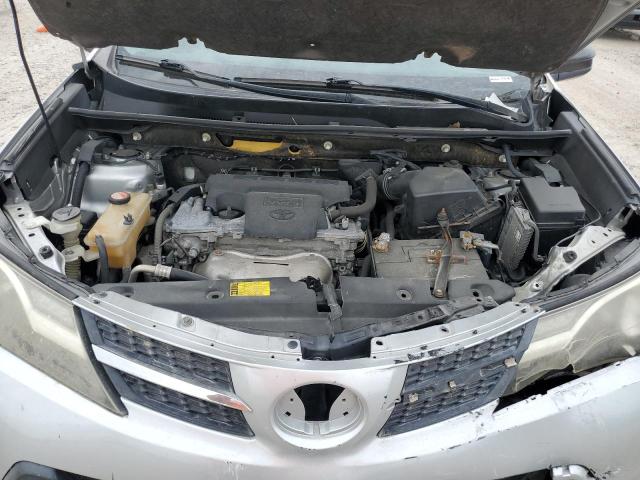 JTMZFREV1EJ010648 - 2014 TOYOTA RAV4 LE SILVER photo 11