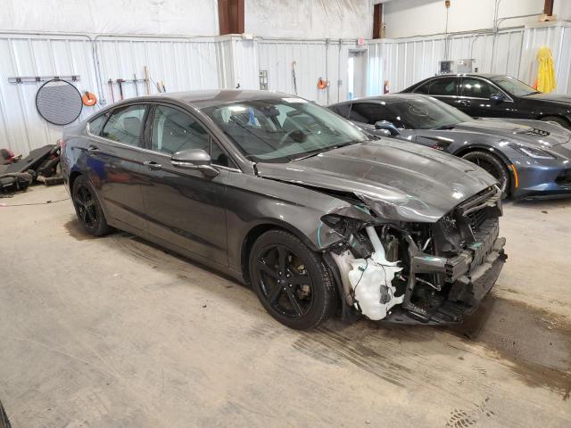 3FA6P0H73GR125338 - 2016 FORD FUSION SE GRAY photo 4