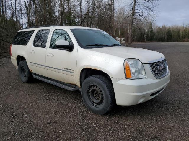 1GKUKLE32AR102000 - 2010 GMC YUKON XL K1500 SLT WHITE photo 4