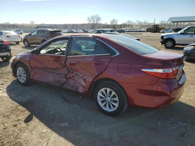 4T1BF1FK1GU524357 - 2016 TOYOTA CAMRY LE RED photo 2