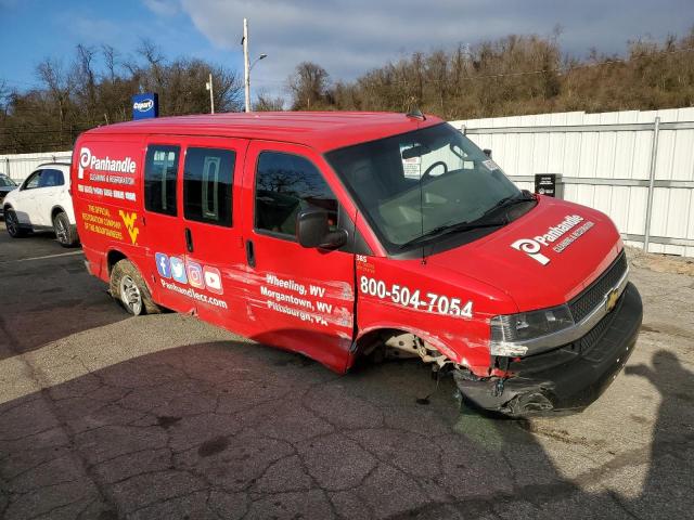 1GCWGAFP6M1146984 - 2021 CHEVROLET EXPRESS G2 RED photo 4