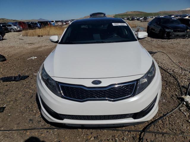 5XXGR4A63DG133113 - 2013 KIA OPTIMA SX WHITE photo 5