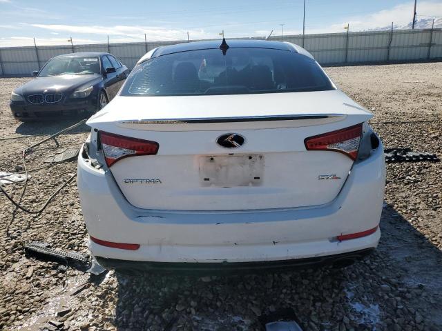 5XXGR4A63DG133113 - 2013 KIA OPTIMA SX WHITE photo 6