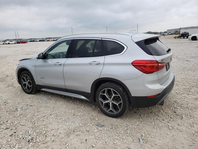 WBXHU7C35H5H35146 - 2017 BMW X1 SDRIVE28I SILVER photo 2