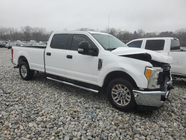 1FT7W2A69HEE28336 - 2017 FORD F250 SUPER DUTY WHITE photo 4