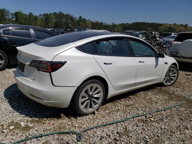 5YJ3E1EAXNF288253 - 2022 TESLA MODEL 3 WHITE photo 3