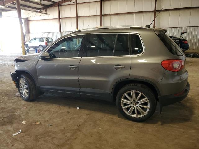 WVGBV7AXXBW560389 - 2011 VOLKSWAGEN TIGUAN S GRAY photo 2