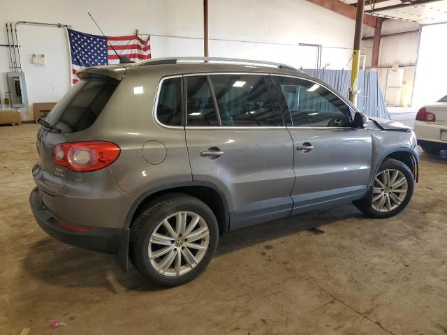 WVGBV7AXXBW560389 - 2011 VOLKSWAGEN TIGUAN S GRAY photo 3