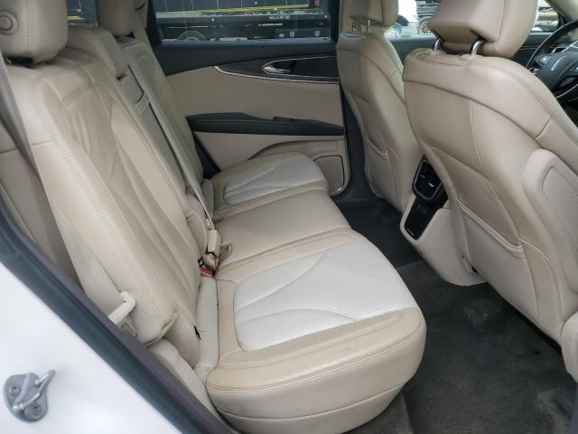2LMTJ8LR1GBL66917 - 2016 LINCOLN MKX RESERVE WHITE photo 11