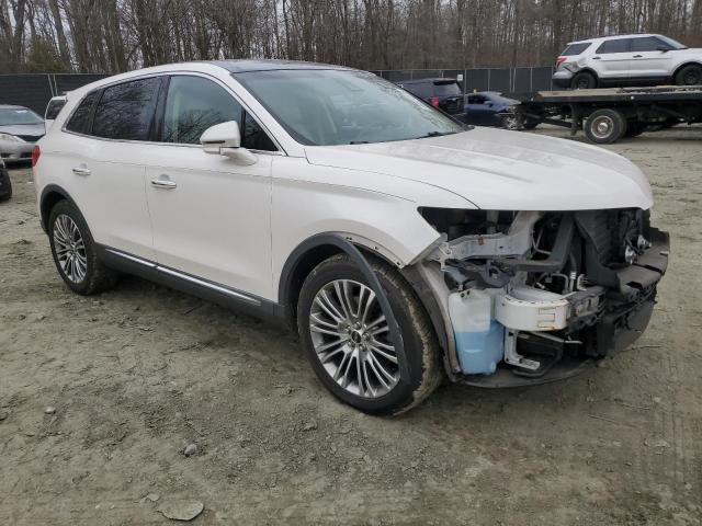 2LMTJ8LR1GBL66917 - 2016 LINCOLN MKX RESERVE WHITE photo 4