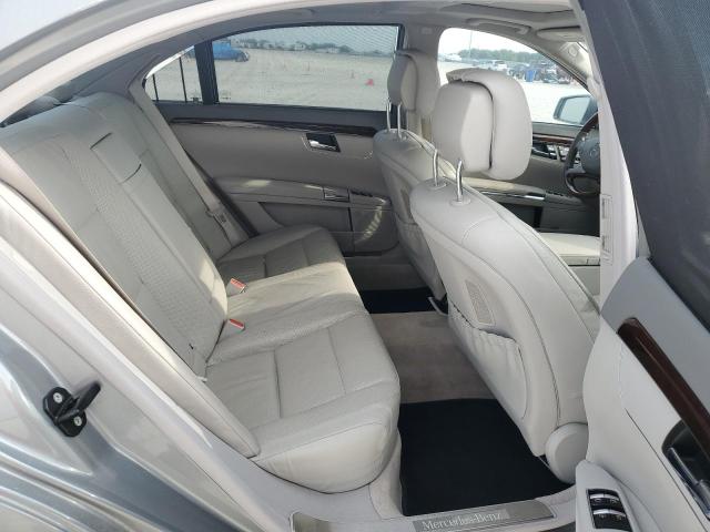 WDDNG7DB8DA526663 - 2013 MERCEDES-BENZ S 550 GRAY photo 10