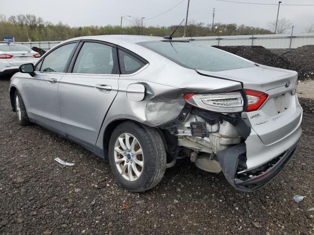 3FA6P0G73FR135318 - 2015 FORD FUSION S SILVER photo 2