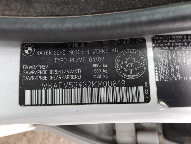 WBAEV53432KM00819 - 2002 BMW 330 I SILVER photo 12