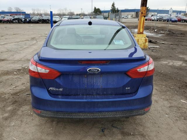 1FAHP3F23CL311567 - 2012 FORD FOCUS SE BLUE photo 6