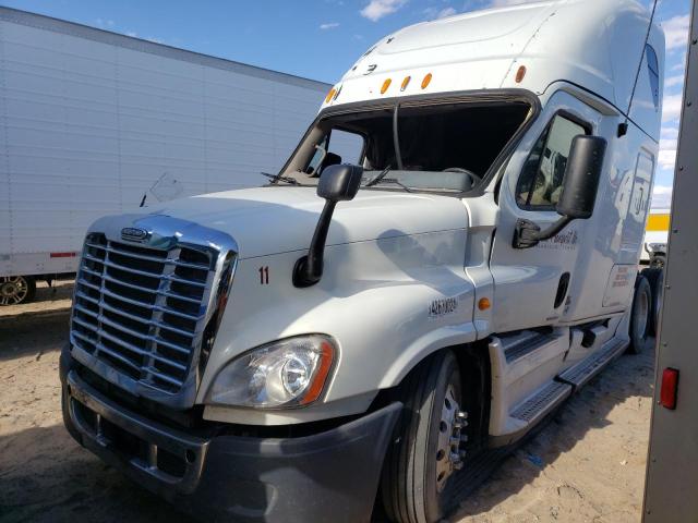1FUJGLDR0CSBT4036 - 2012 FREIGHTLINER CASCADIA 1 Белый фото 2