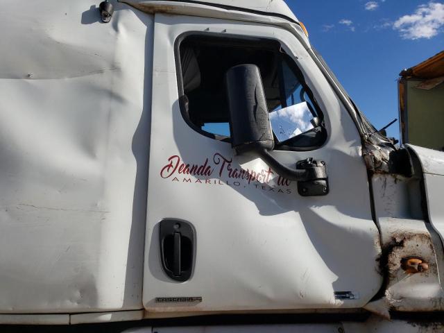 1FUJGLDR0CSBT4036 - 2012 FREIGHTLINER CASCADIA 1 Белый фото 5