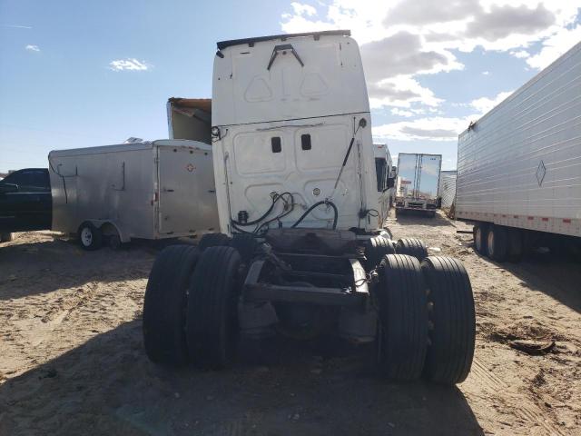 1FUJGLDR0CSBT4036 - 2012 FREIGHTLINER CASCADIA 1 Белый фото 9