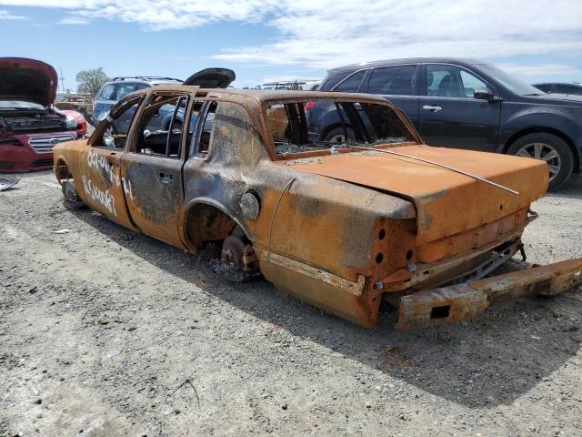 1LNCM81W9MY619296 - 1991 LINCOLN TOWN CAR EXECUTIVE BLUE photo 2