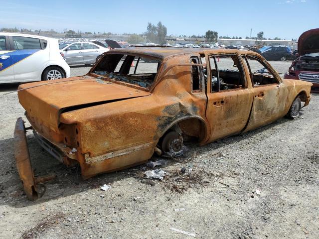 1LNCM81W9MY619296 - 1991 LINCOLN TOWN CAR EXECUTIVE BLUE photo 3