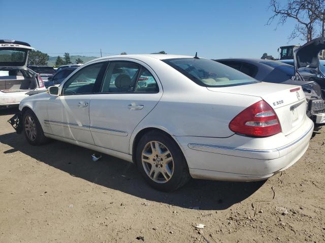 WDBUF65J24X115991 - 2004 MERCEDES-BENZ E 320 WHITE photo 2