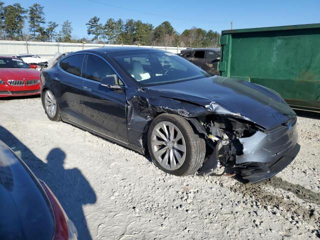 5YJSA1E26JF283528 - 2018 TESLA MODEL S BLUE photo 4