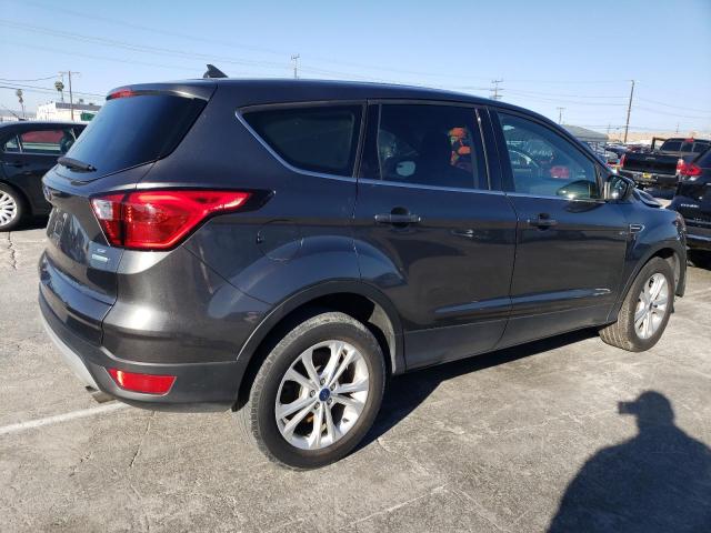 1FMCU0GD2KUA28769 - 2019 FORD ESCAPE SE GRAY photo 3