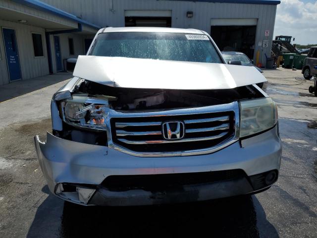 5FNYF4H29DB008152 - 2013 HONDA PILOT LX SILVER photo 5