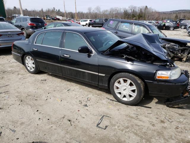 2LNBL8EVXBX762688 - 2011 LINCOLN TOWN CAR EXECUTIVE L BLACK photo 4