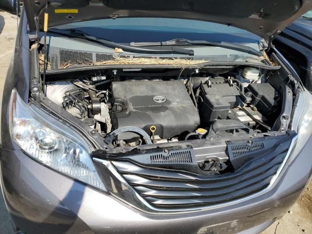 5TDKK3DC5DS392615 - 2013 TOYOTA SIENNA LE BLUE photo 12