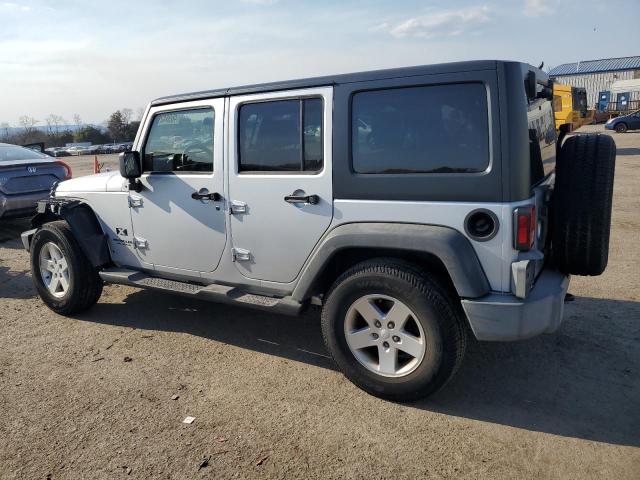 1J8GB39187L157069 - 2007 JEEP WRANGLER X SILVER photo 2