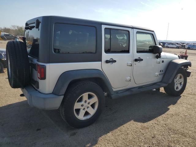 1J8GB39187L157069 - 2007 JEEP WRANGLER X SILVER photo 3