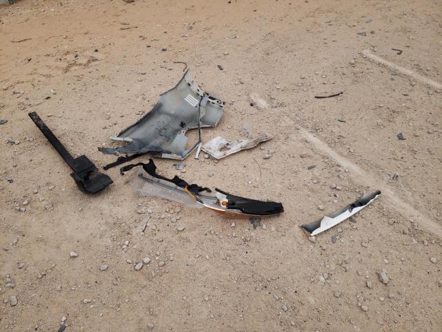 5TDJKRFH7GS329284 - 2016 TOYOTA HIGHLANDER XLE 白色 照片 12