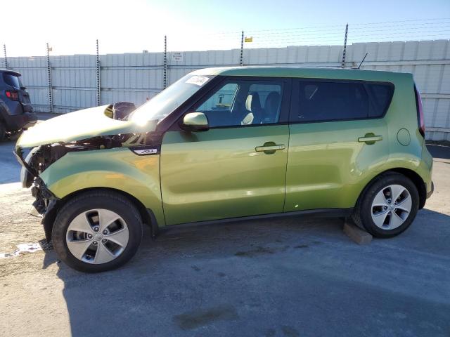 KNDJN2A2XG7829578 - 2016 KIA SOUL GREEN photo 1