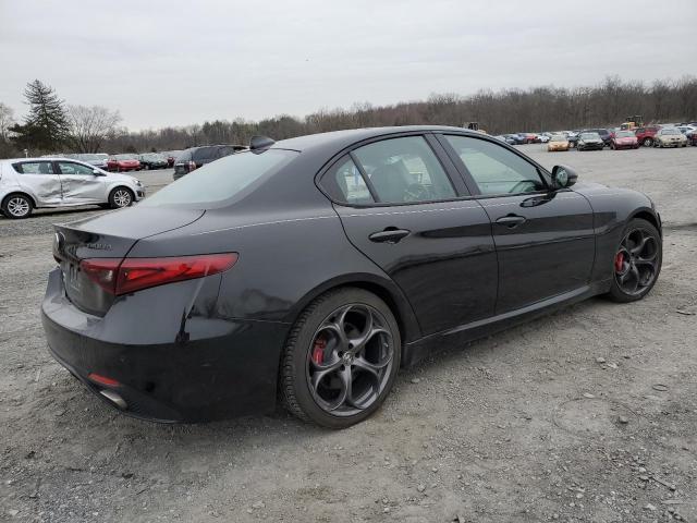 ZARFAEEN8J7597597 - 2018 ALFA ROMEO GIULIA TI Q4 BLACK photo 3