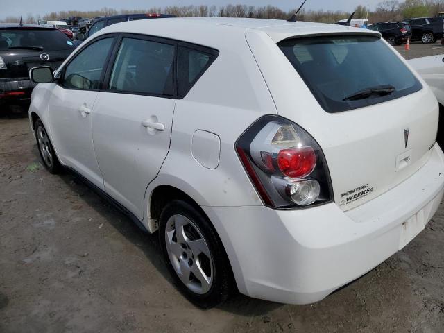 5Y2SP6E89AZ413067 - 2010 PONTIAC VIBE WHITE photo 2