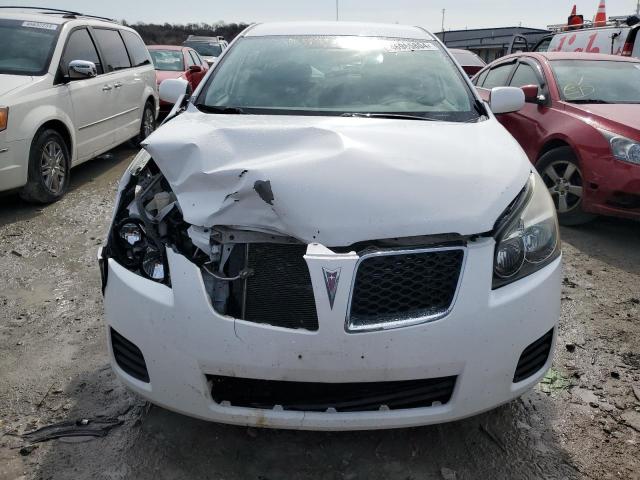 5Y2SP6E89AZ413067 - 2010 PONTIAC VIBE WHITE photo 5