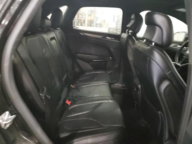 5LMTJ3DH0GUJ21148 - 2016 LINCOLN MKC RESERVE შავი ფოტო 11