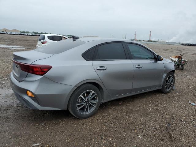 3KPF24AD2PE635316 - 2023 KIA FORTE LX GRAY photo 3