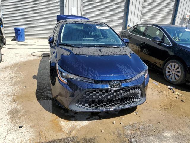 JTDEPMAEXMJ166206 - 2021 TOYOTA COROLLA LE BLUE photo 5