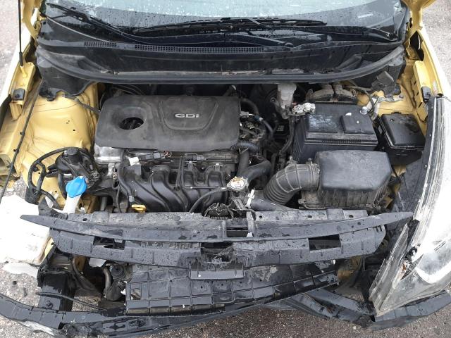 KNADM4A35G6686367 - 2016 KIA RIO LX YELLOW photo 11