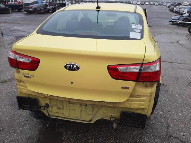 KNADM4A35G6686367 - 2016 KIA RIO LX YELLOW photo 6