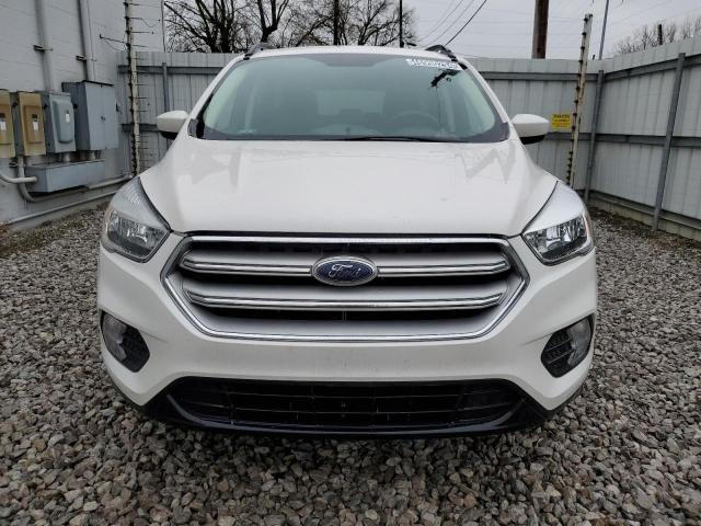 1FMCU9GD9JUB59703 - 2018 FORD ESCAPE SE WHITE photo 5