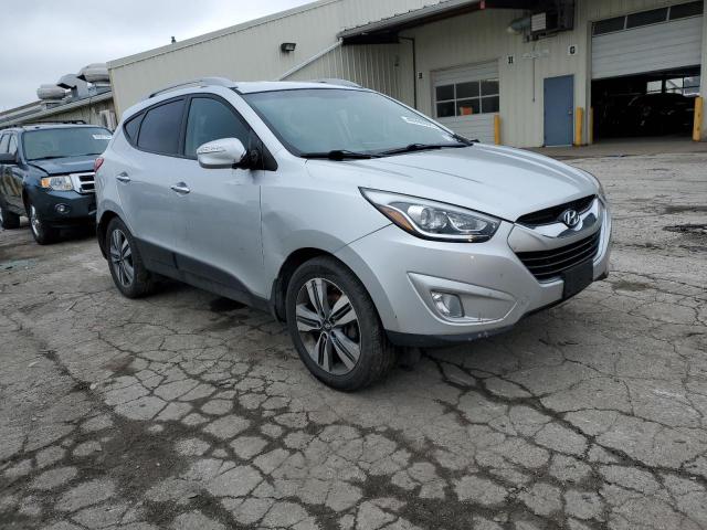 KM8JUCAG0FU042414 - 2015 HYUNDAI TUCSON LIMITED SILVER photo 4