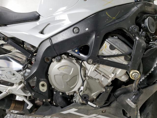 WB10D2109GZ354536 - 2016 BMW S 1000 RR WHITE photo 5