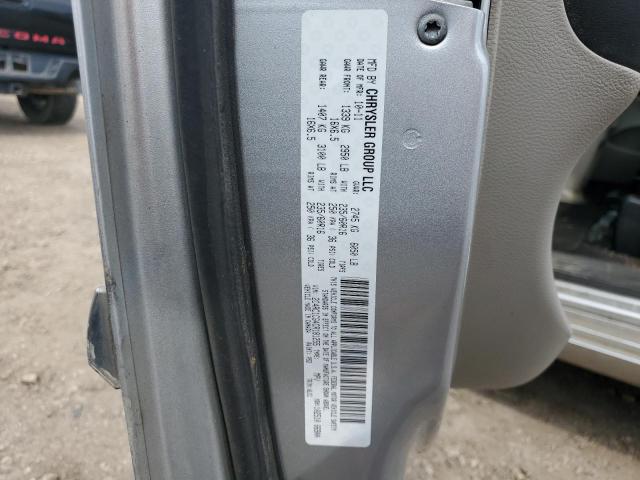 2C4RC1CG4CR181255 - 2012 CHRYSLER TOWN & COU TOURING L SILVER photo 12