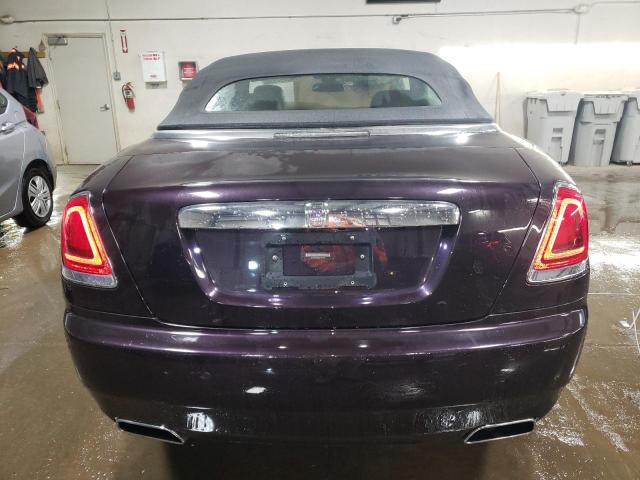 SCA666D56JU107749 - 2018 ROLLS-ROYCE DAWN PURPLE photo 6