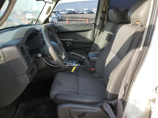 1J8HH48K09C519479 - 2009 JEEP COMMANDER SPORT თეთრი ფოტო 7