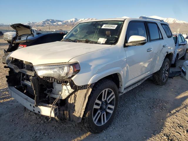 JTEBU5JR3K5674331 - 2019 TOYOTA 4RUNNER SR5 WHITE photo 1