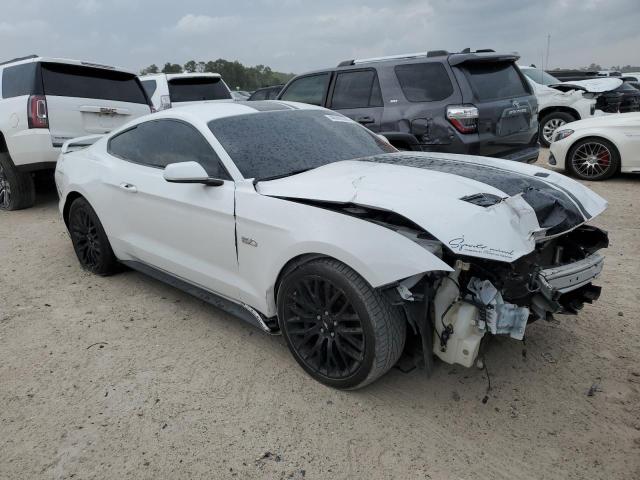 1FA6P8CF1K5120082 - 2019 FORD MUSTANG GT WHITE photo 4